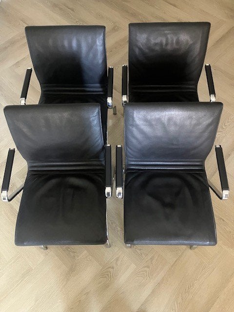 Team by Wellis Designer Vintage stoelen prijs per stuk, Zwart, Ophalen of Verzenden, Zo goed als nieuw, Vier