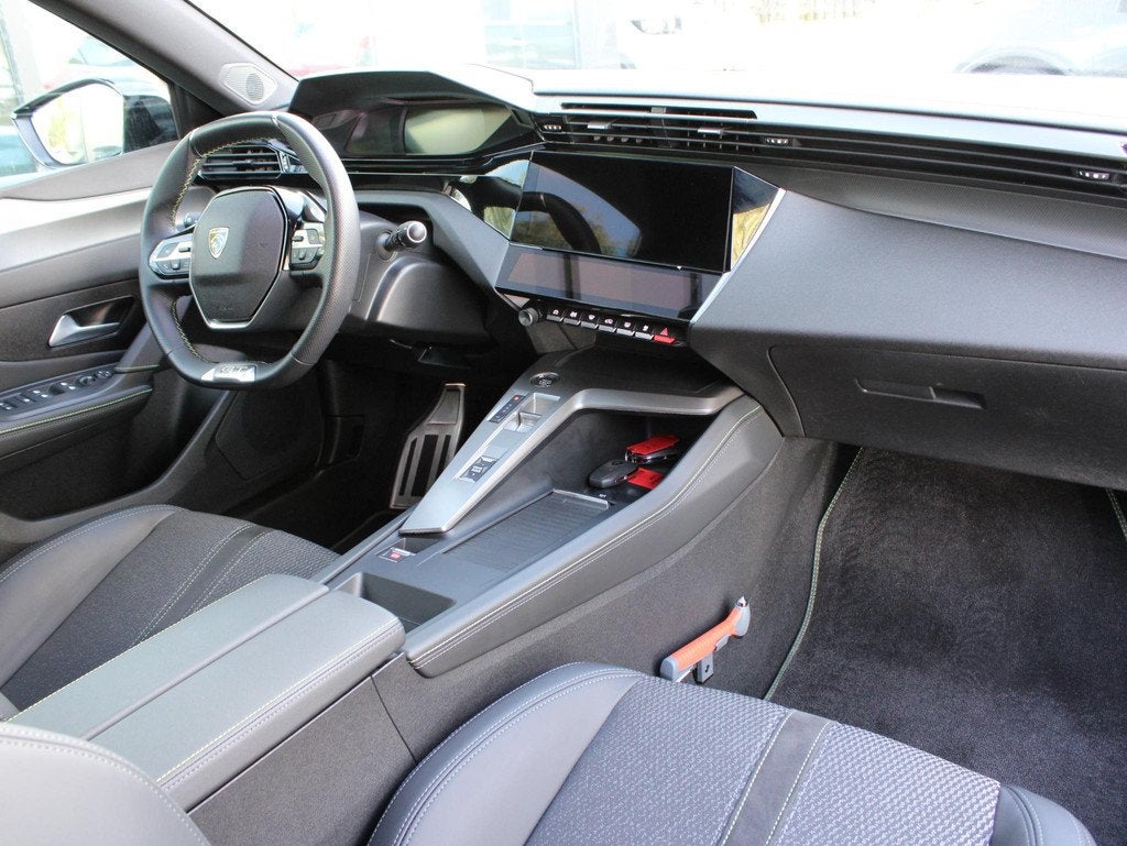 Peugeot 308 SW 1.2 Hybrid 136 e-DCS6 GT | Navi / Camera / Cl, Auto's, Peugeot, Gebruikt, Euro 6, 1199 cc, Blauw