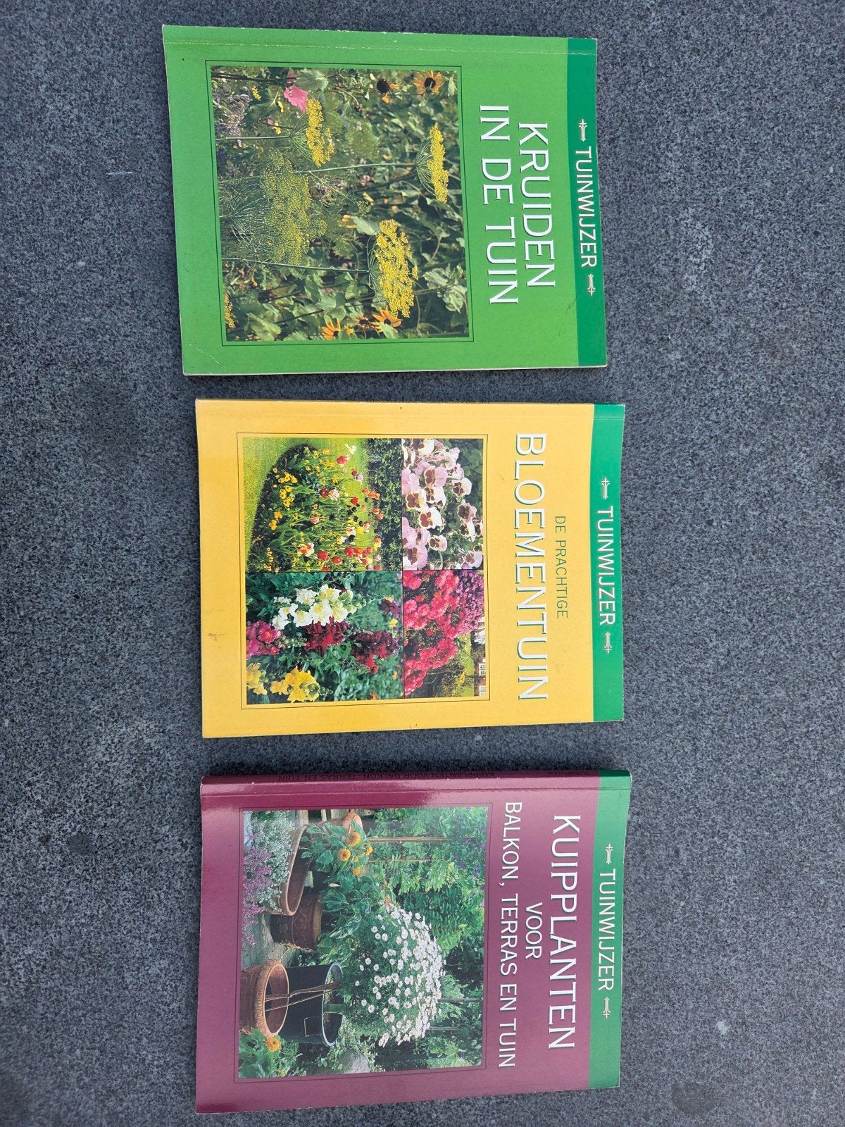 Tuinwijzer Boeken: Kruiden, Bloemen & Kuipplanten, Ophalen of Verzenden, Gelezen, Onbekend, Tuinieren en Tuinplanten