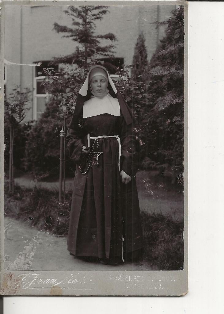 Poeldijk-Oudenbosch Zr Maria-Eusebia 1887-1935 Kabinetsfoto, Ophalen of Verzenden, Voor 1920, Ongelopen, Zuid-Holland