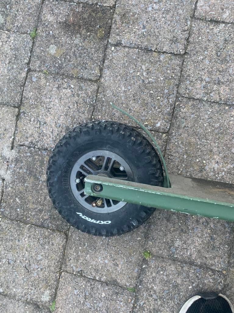 Osprey offroad luchtbanden step, Ophalen, Zo goed als nieuw