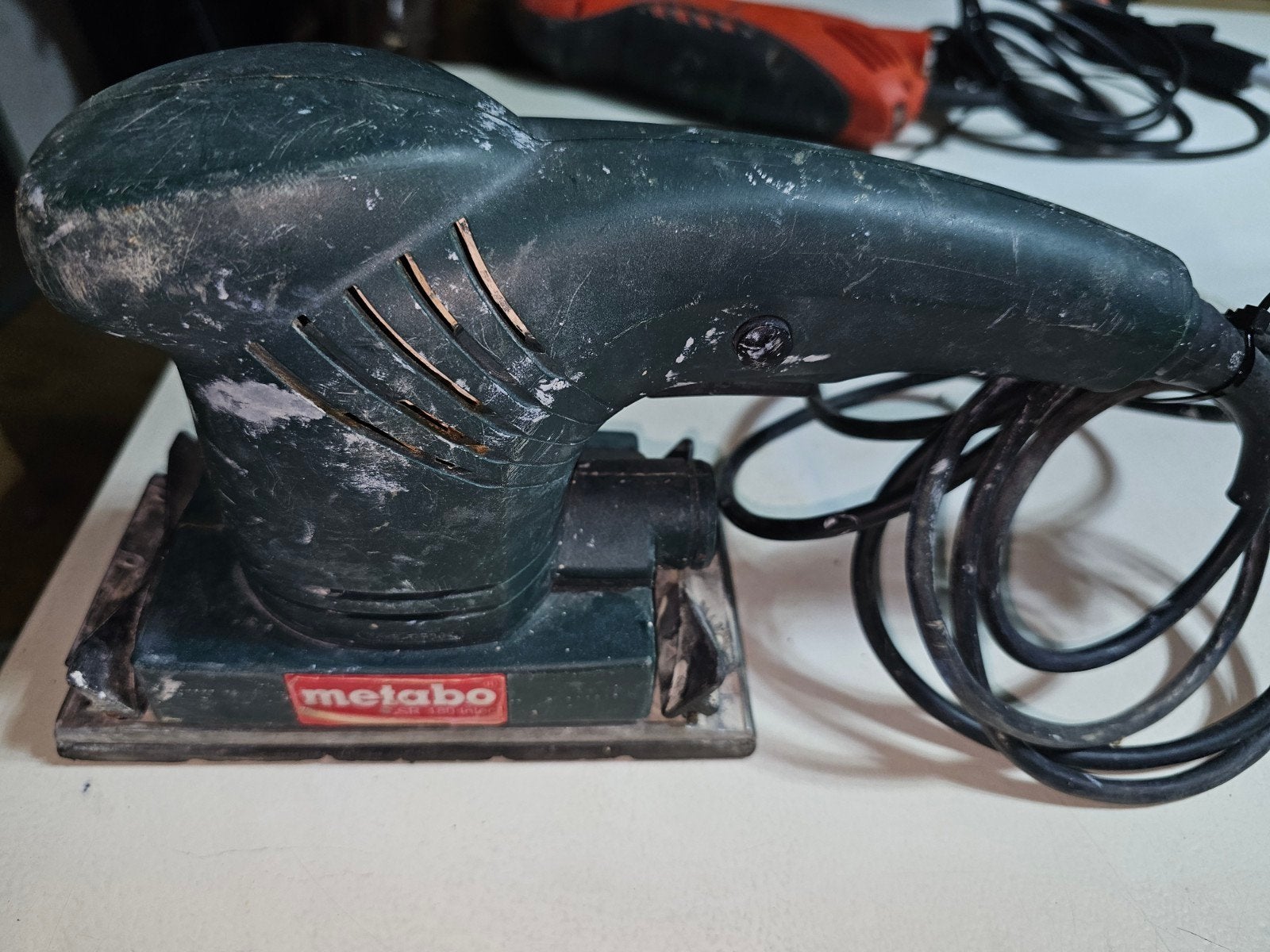 Metabo SR180 Intec Vlakschuurmachine - Robuust en Krachtig, Ophalen of Verzenden, Gebruikt, Minder dan 600 watt, Vlakschuurmachine