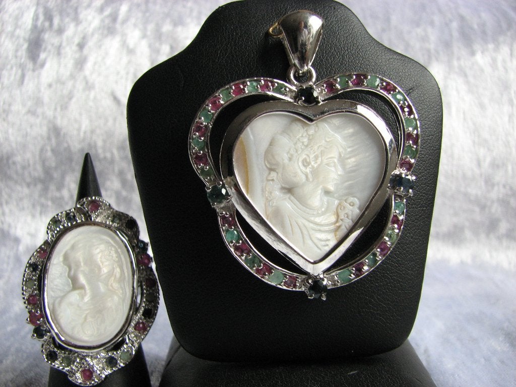 Prachtige Grote Zilveren Camee Set met Robijn en Smaragd, Sieraden, Tassen en Uiterlijk, Antieke sieraden, Verzenden, Zilver, Hanger