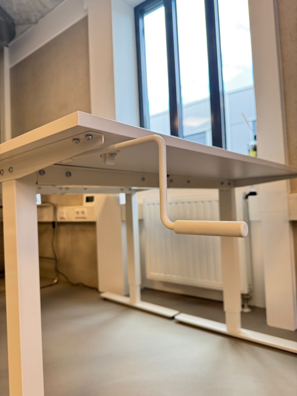 IKEA Trotten Zit-sta bureau 160x70 cm - Nieuwstaat, Ophalen, Zit-sta bureau, In hoogte verstelbaar, Zo goed als nieuw