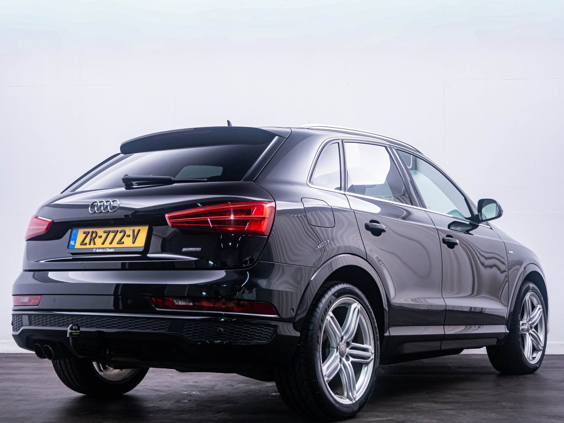 Audi Q3 2.0 TFSI quattro Sport S-line|Leder|Pano|Navi|PDC, Auto's, Automaat, Dealer onderhouden, Gebruikt, 4 cilinders