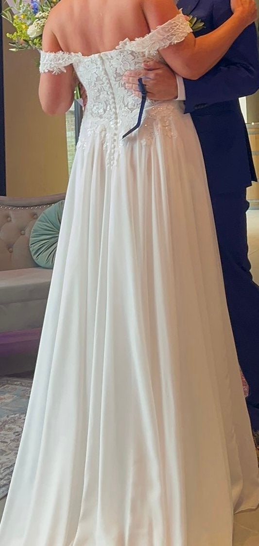 Elegante Trouwjurk met Split en Kant, Ophalen, Zo goed als nieuw, Wit, Trouwjurk