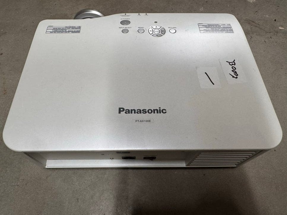 Panasonic PT-AX100E LCD Projector, Audio, Tv en Foto, Beamers, Ophalen, Gebruikt, LCD, Overige resoluties