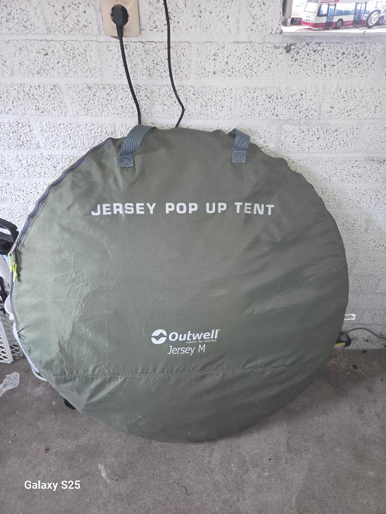 Popupp tent, Ophalen, Gebruikt, Tot en met 2
