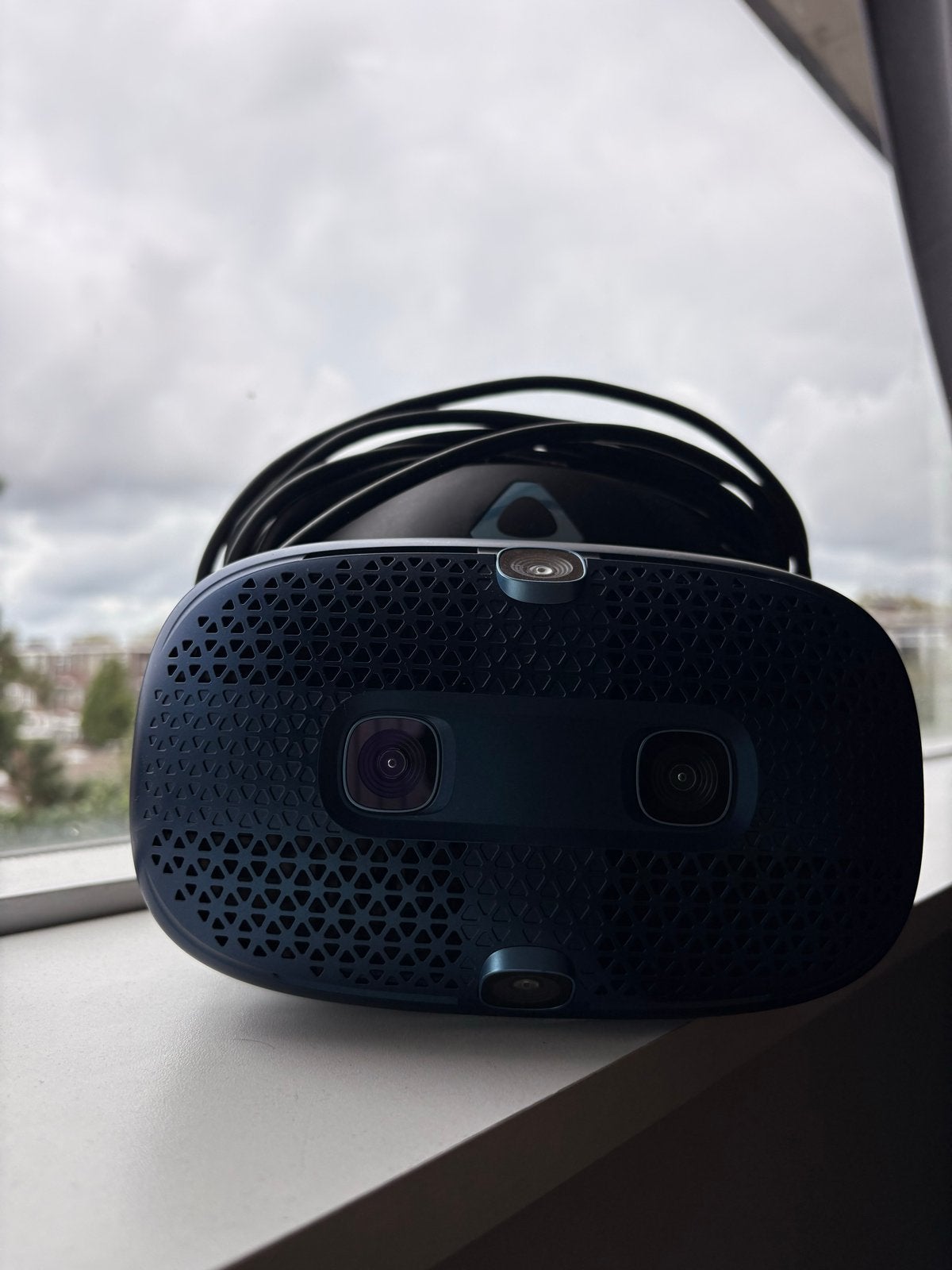 HTC Vive Cosmos VR-headset met controllers, Ophalen, Zo goed als nieuw, VR-bril, Pc
