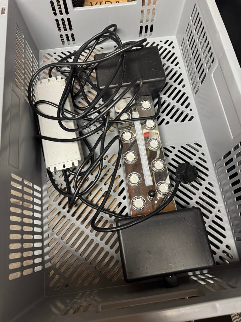 Vijververlichting met mistmaker en transformator, Ophalen of Verzenden, Gebruikt, Vijververlichting