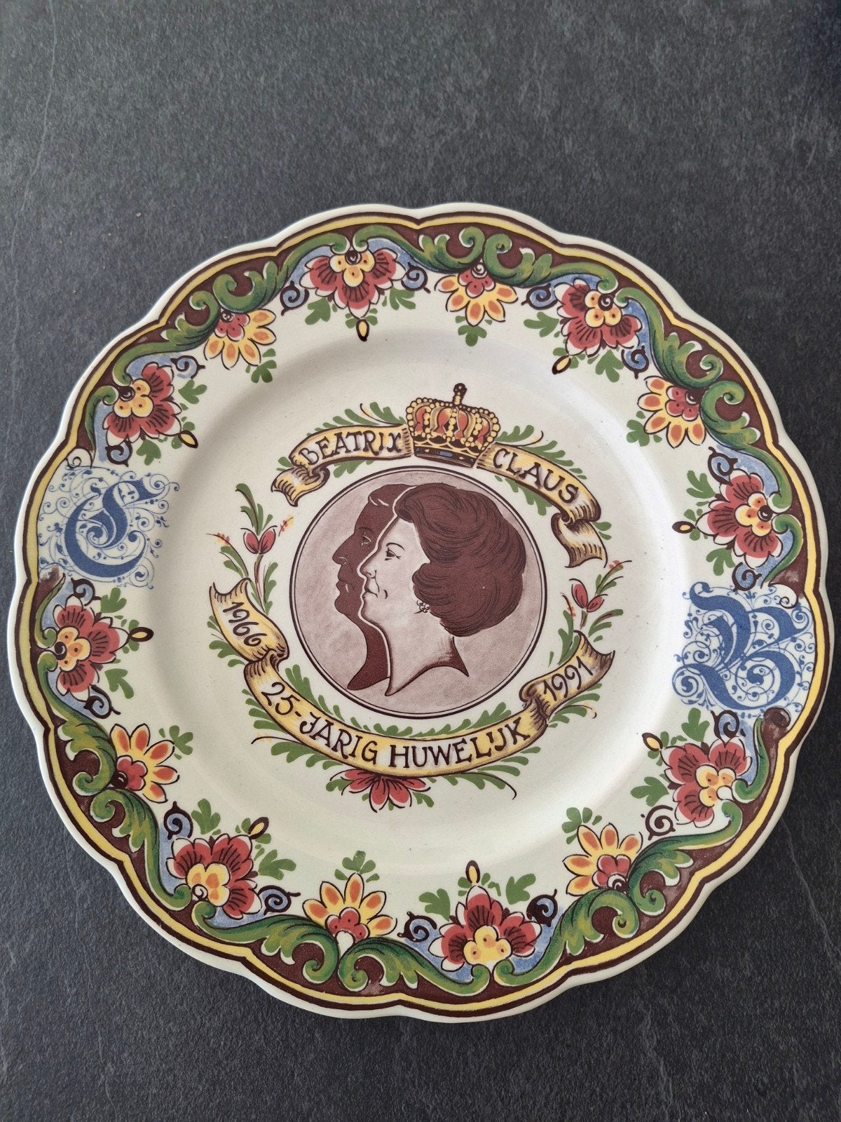Herdenkingsbord Beatrix & Claus 25-jarig huwelijk 1991, Ophalen