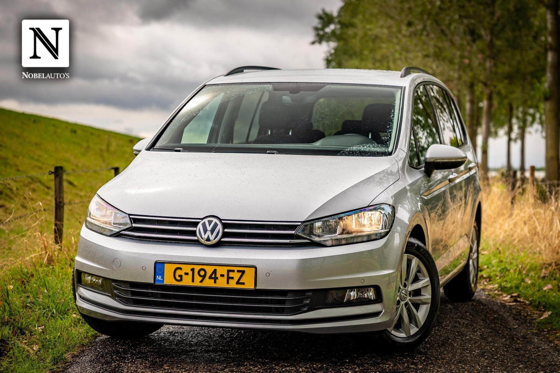 Volkswagen Touran 1.6 TDI SCR Comfortline 7p |Nap |Camera, Auto's, Voorwielaandrijving, Gebruikt, Euro 6, 4 cilinders