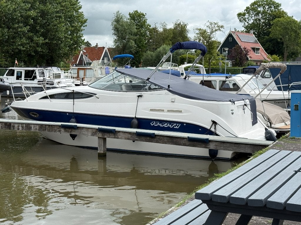 Te Koop Bayliner 265 2004 wide body, Benzine, Gebruikt, Binnenboordmotor, 99 m