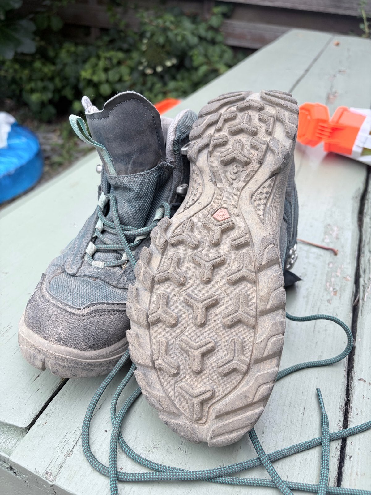 Quechua wandelschoenen/bergschoenen maat 37, Ophalen of Verzenden, Zo goed als nieuw, Schoenen