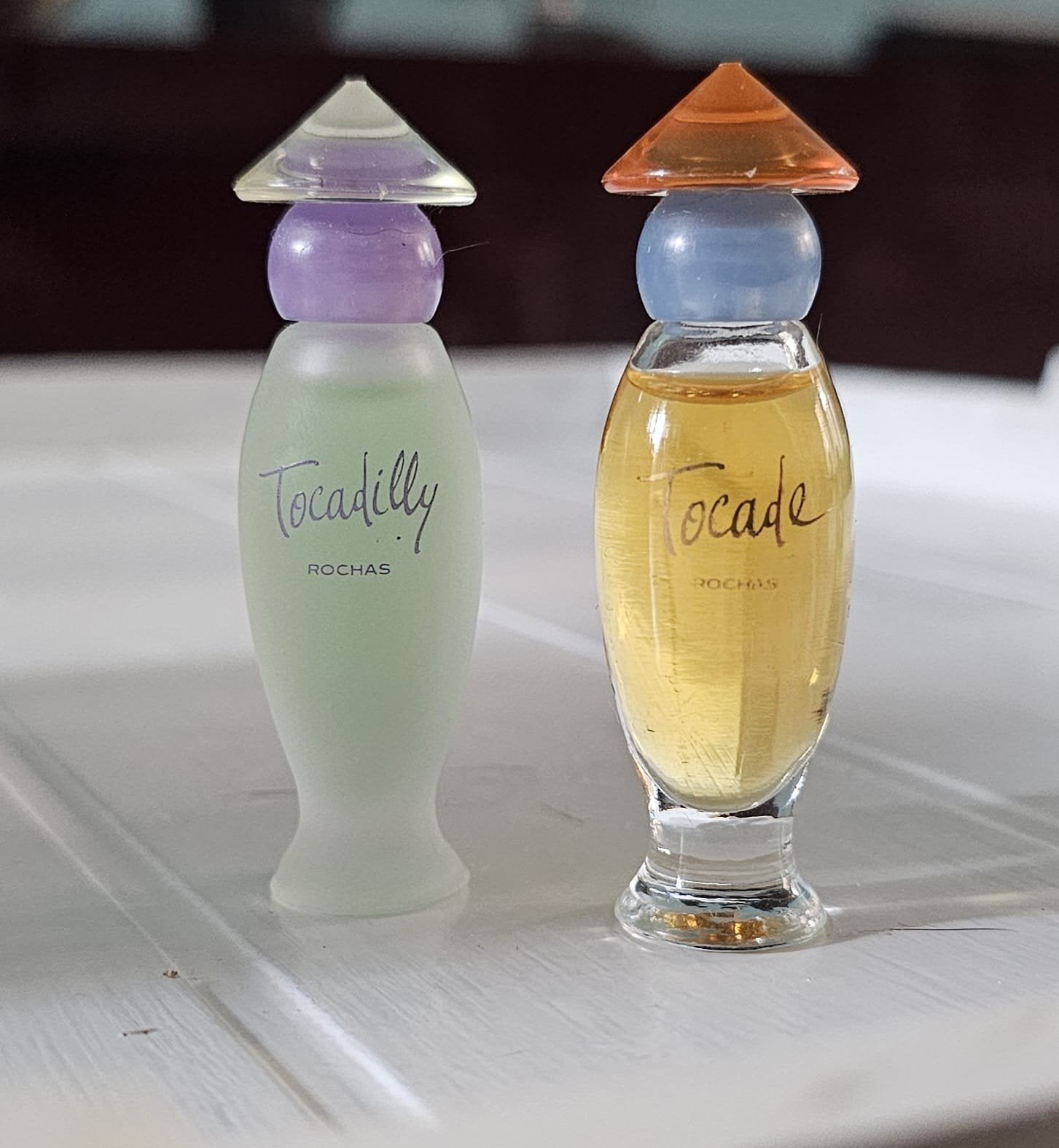 Twee miniaturen  parfum, Ophalen, Zo goed als nieuw, Miniatuur