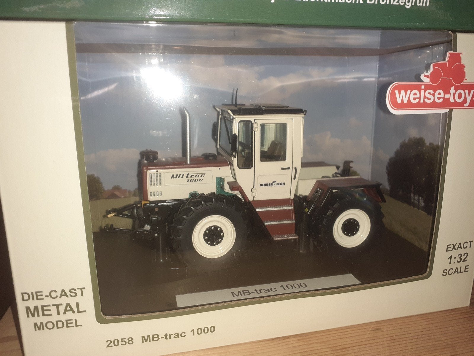 MB Trac 1000 white limited edition 1:32 weise toys, Ophalen of Verzenden, Auto, Overige merken