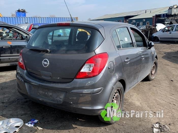 Dak + Kont van een Opel Corsa, Gebruikt, -, -, Opel