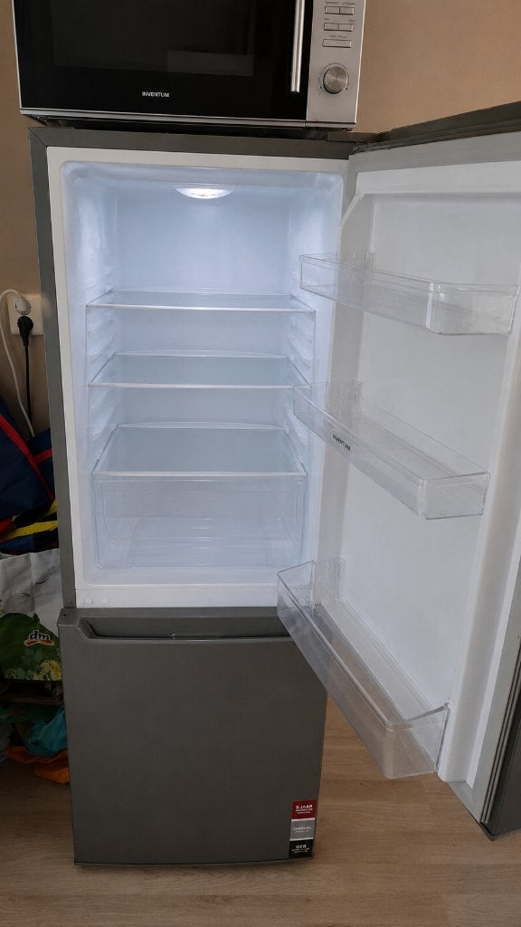 Inventum koelkast met vriesvak – 141 cm – Den Bosch, Witgoed en Apparatuur, Koelkasten en IJskasten, Ophalen, Gebruikt, 100 tot 150 liter