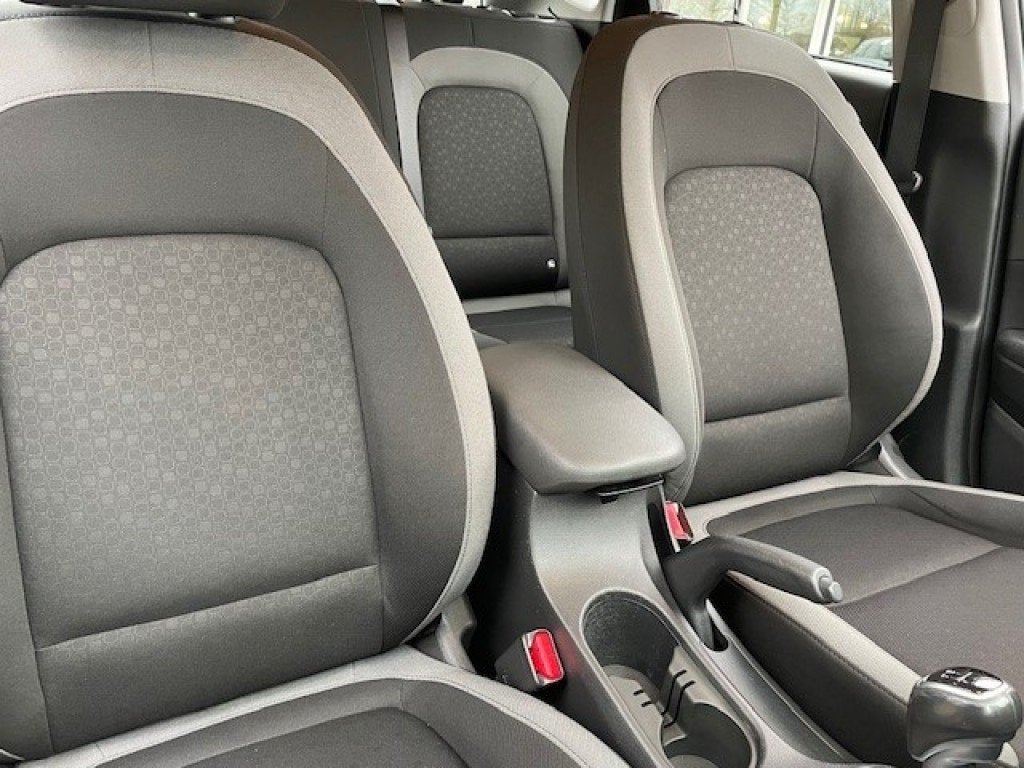 Hyundai KONA 1.0 T-GDI Navigatie Trekhaak Airco ECC PDC Came, Voorwielaandrijving, Gebruikt, Met garantie (alle), Origineel Nederlands