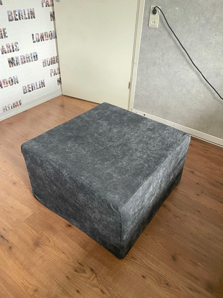 Opvouwbaar logeerbed / poef, Ophalen, Zwart, Zo goed als nieuw, 200 cm