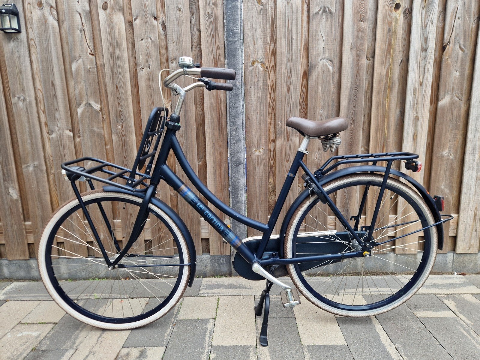 Cortina U4 Damesfiets 28 inch met versnellingen en slot, Fietsen en Brommers, Fietsen | Dames | Damesfietsen, Ophalen of Verzenden