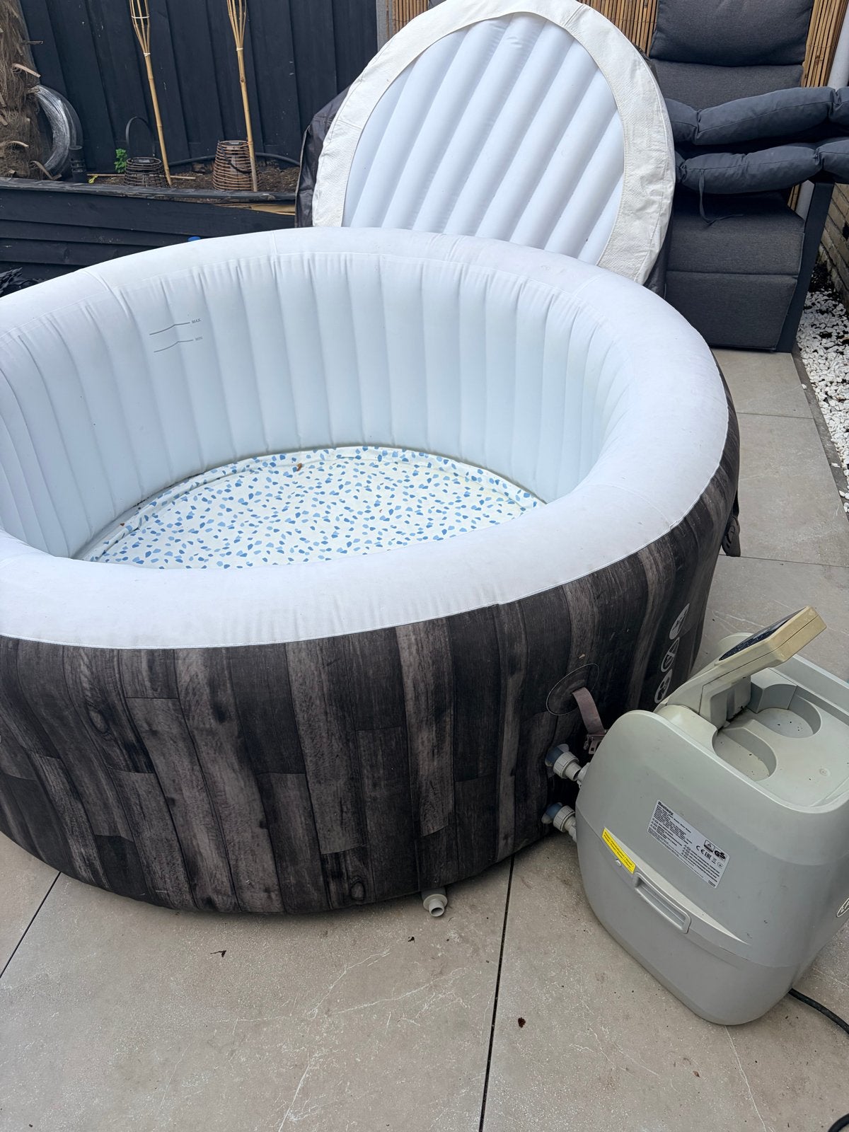 Lay-Z-Spa Bahamas Opblaasbare Jacuzzi -, Tuin en Terras, Ophalen, Gebruikt, Minder dan 80 cm, Opblaaszwembad