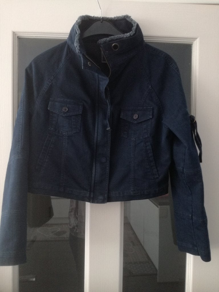 donkerblauw Pulls jeans jasje 42, Kleding | Dames, Ophalen, Zo goed als nieuw, Maat 42/44 (L), Blauw