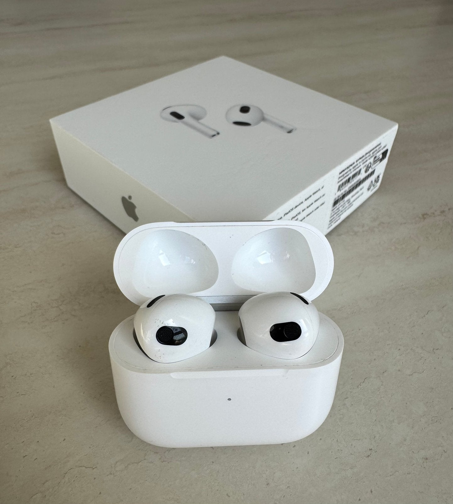 Apple Airpods 3 - inc oplaadcase - Gebruikt, Telecommunicatie, Mobiele telefoons | Oordopjes, Bluetooth, Ophalen of Verzenden