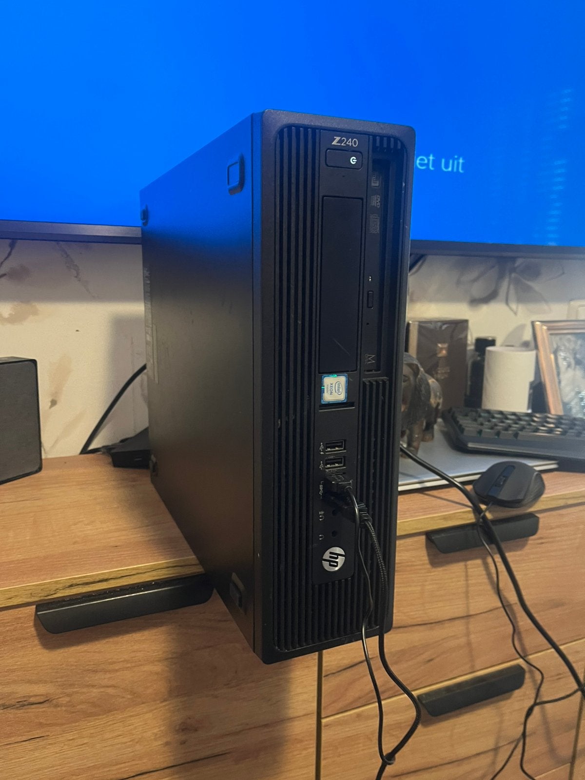 Tk hp z240 xeon  workstation  3.50 3.70 ghz, Computers en Software, Ophalen of Verzenden, Zo goed als nieuw, SSD, 3 tot 4 Ghz