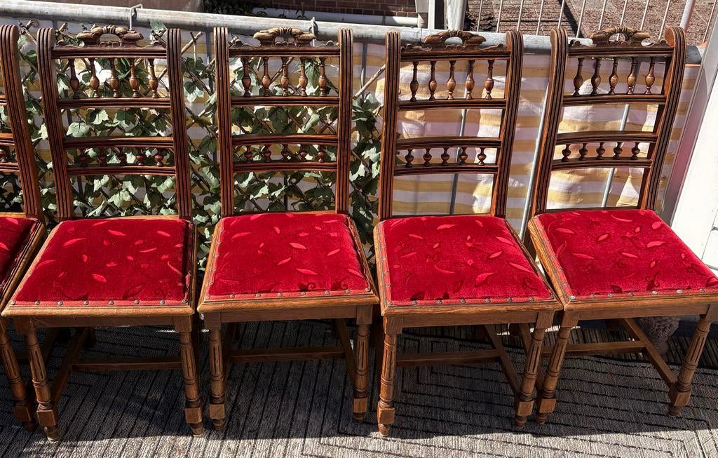 Set van 4 antieke houten stoelen met rood fluweel, Antiek en Kunst, Ophalen of Verzenden