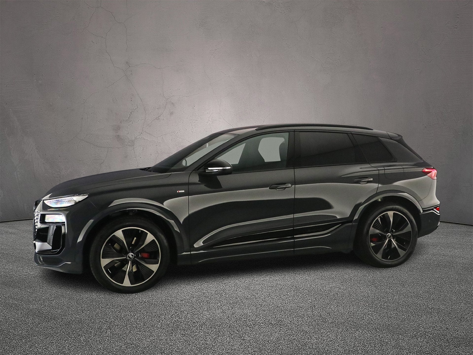 Audi Q6 e-tron, Automaat, 2000 kg, 2100 kg, SUV of Terreinwagen