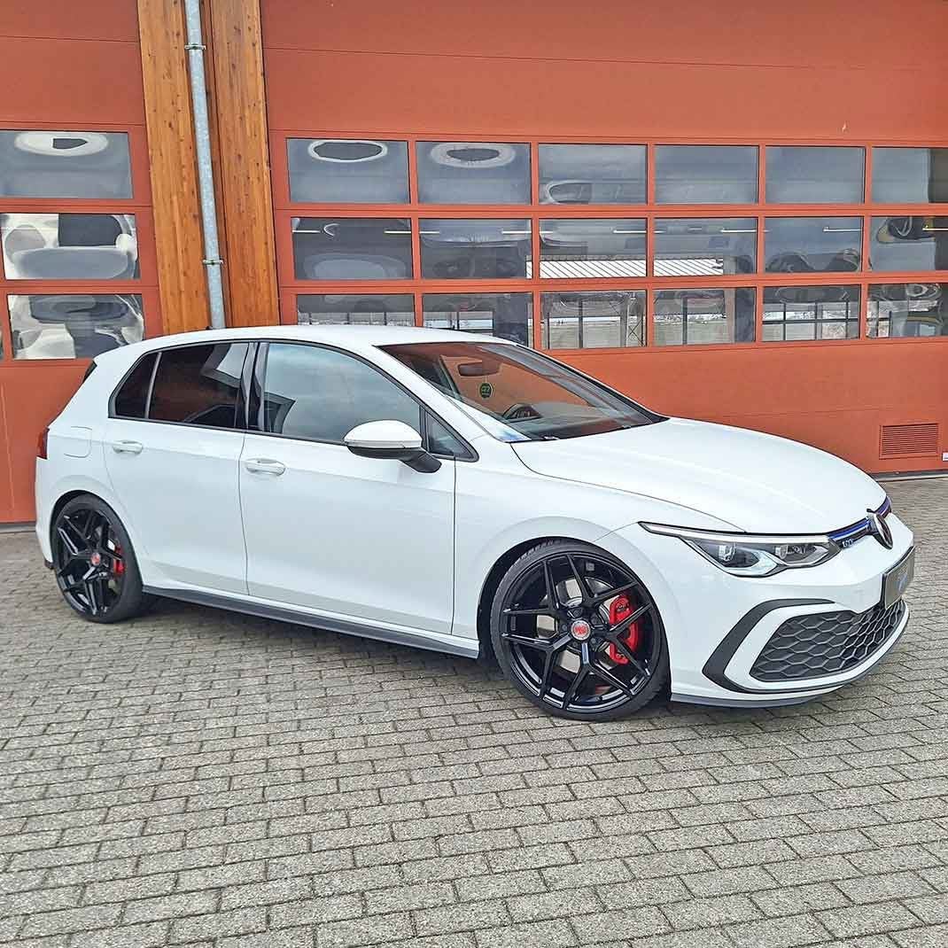 H&R veren voor Volkswagen Golf 8 GTE en meerdere modellen, Ophalen of Verzenden, Gebruikt, Seat