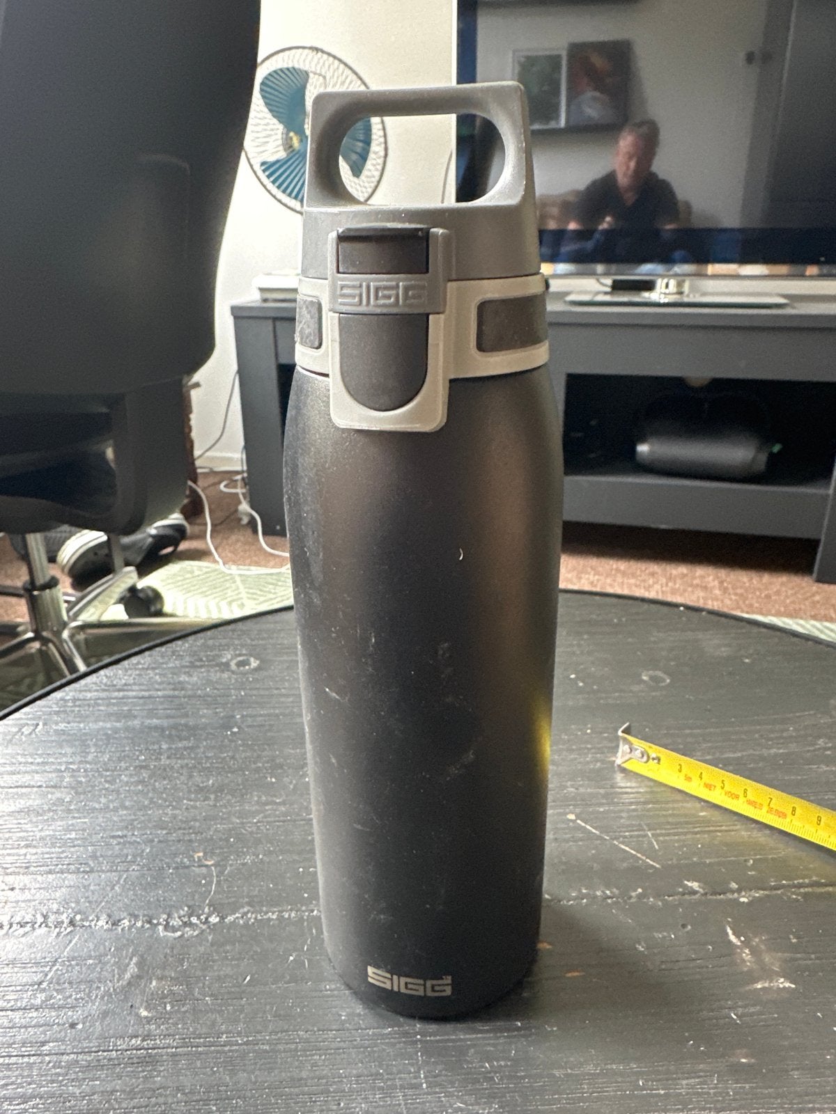 SIGG drinkfles 1L - Zwart, 28 cm hoog, Ophalen of Verzenden, Gebruikt