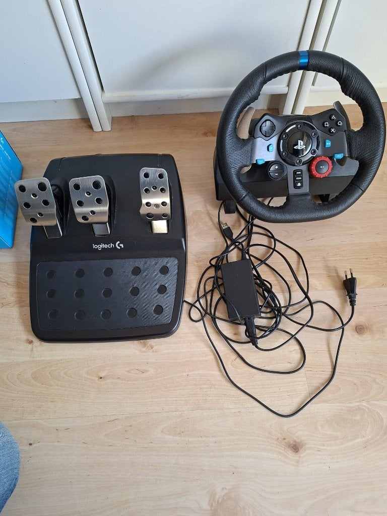 Logitech G29 Driving Force racestuur met pedalen en shifter, Logitech, Ophalen, Zo goed als nieuw, Racestuur