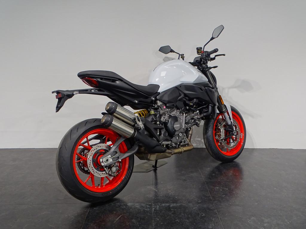 Ducati Monster V2, Motoren, Motoren | Ducati, Bedrijf, Naked bike