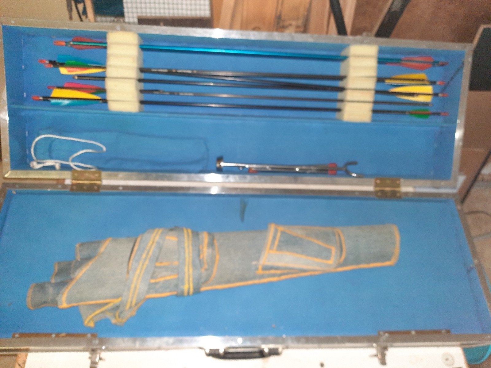 Samick Recurve Boog 70 inch, 26 lbs, Linkshandig met koffer, Ophalen, Gebruikt