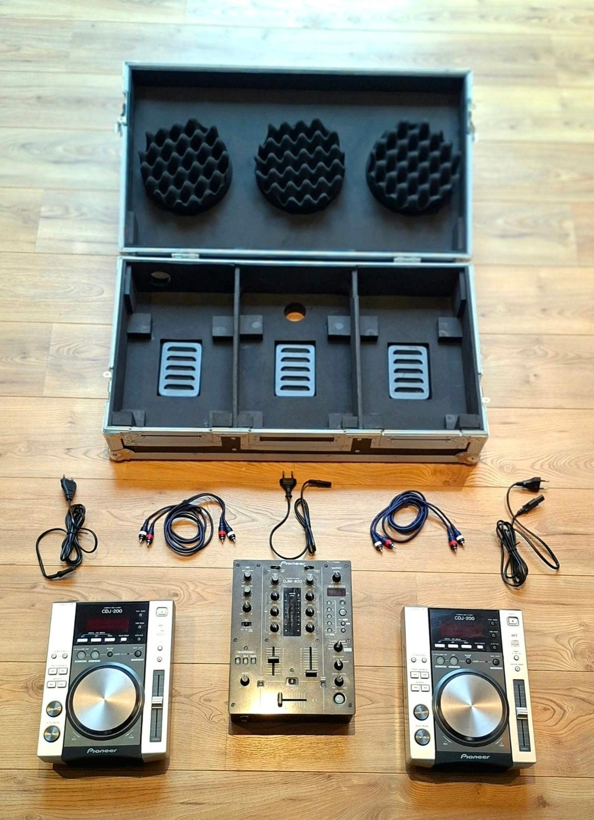 Pioneer DJ-set met flightcase – 2x CDJ-200 + DJM-400 + case, Ophalen, Gebruikt