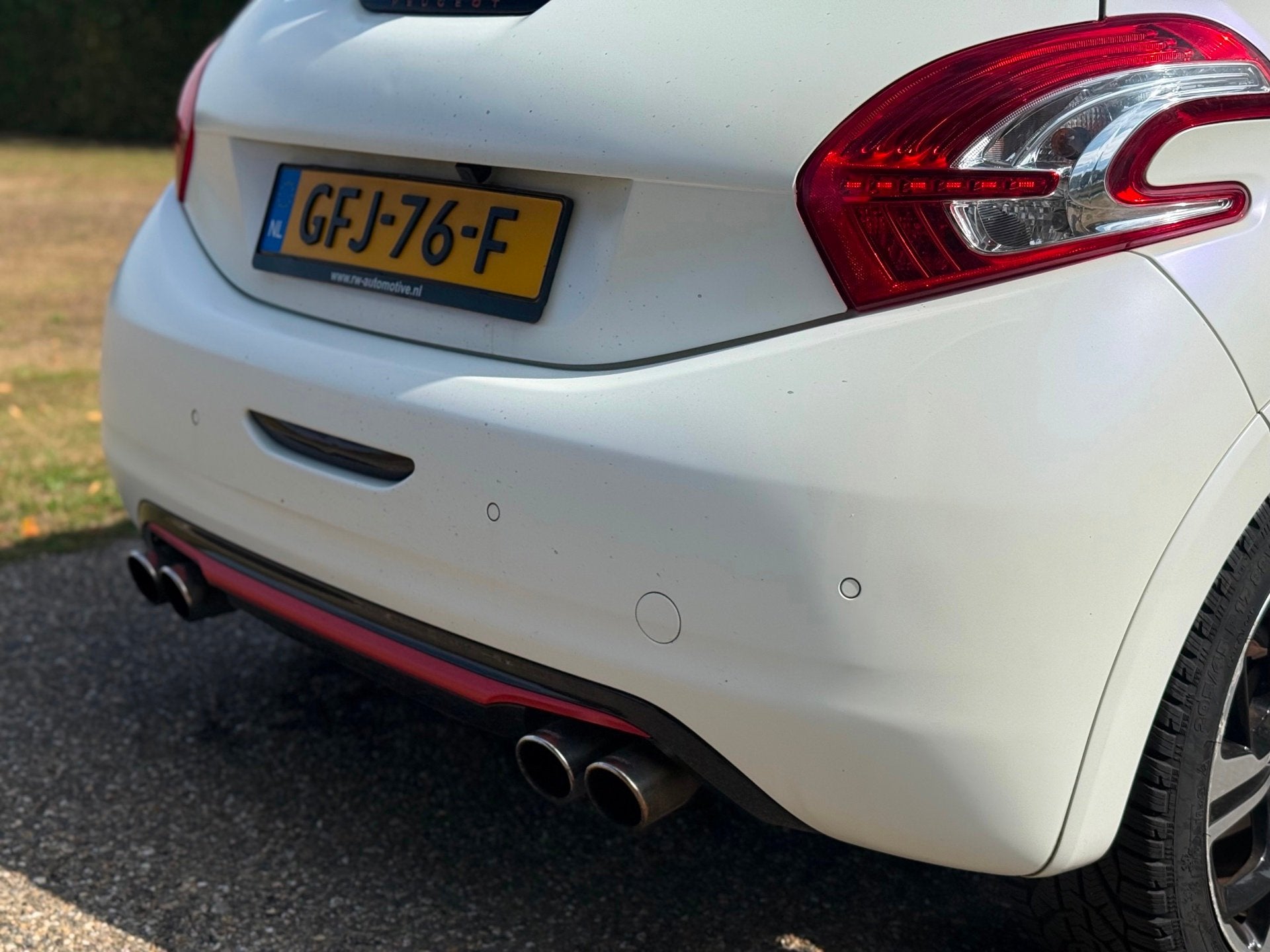 Foto 13 van Peugeot 208 1.6 THP GTi|Airco|Navigatie|Apk
