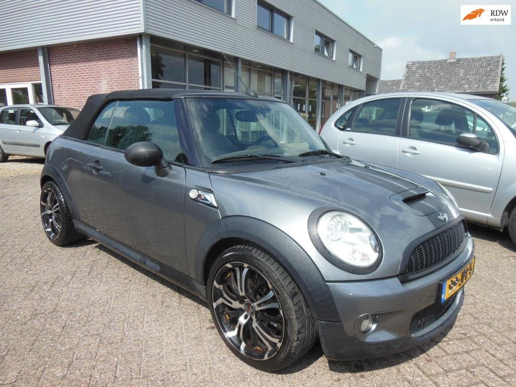 Mini Cabrio 1.6 Cooper S 2009 € 1.750,- CABRIO , MOTOR RAM, Auto's, Mini, Voorwielaandrijving, Gebruikt, Zwart, 4 cilinders