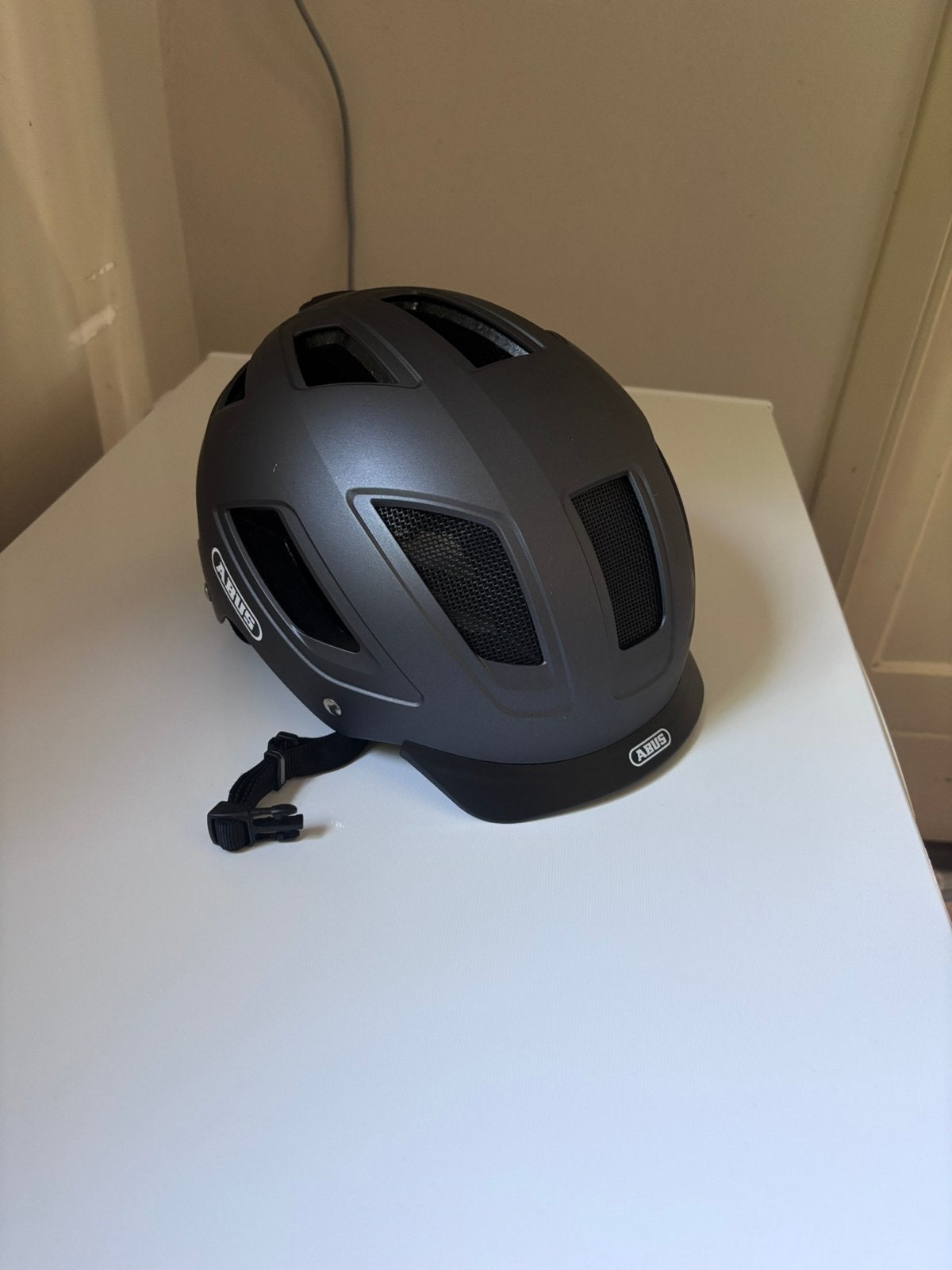 Abus Hyban 2.0 XL 58-63 cm, Fietsen en Brommers, Ophalen of Verzenden, Zo goed als nieuw, XL, Heer of Dame