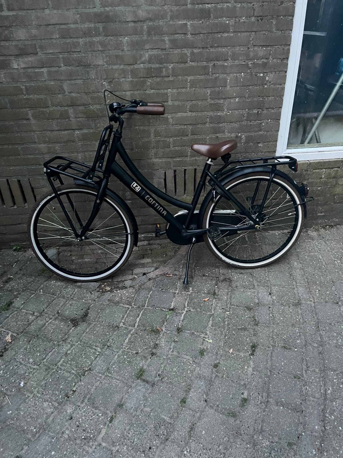 Tekoop cortina u4 24 inch zwart, Fietsen en Brommers, Fietsen | Meisjes, Ophalen of Verzenden, Zo goed als nieuw, 24 inch, Versnellingen