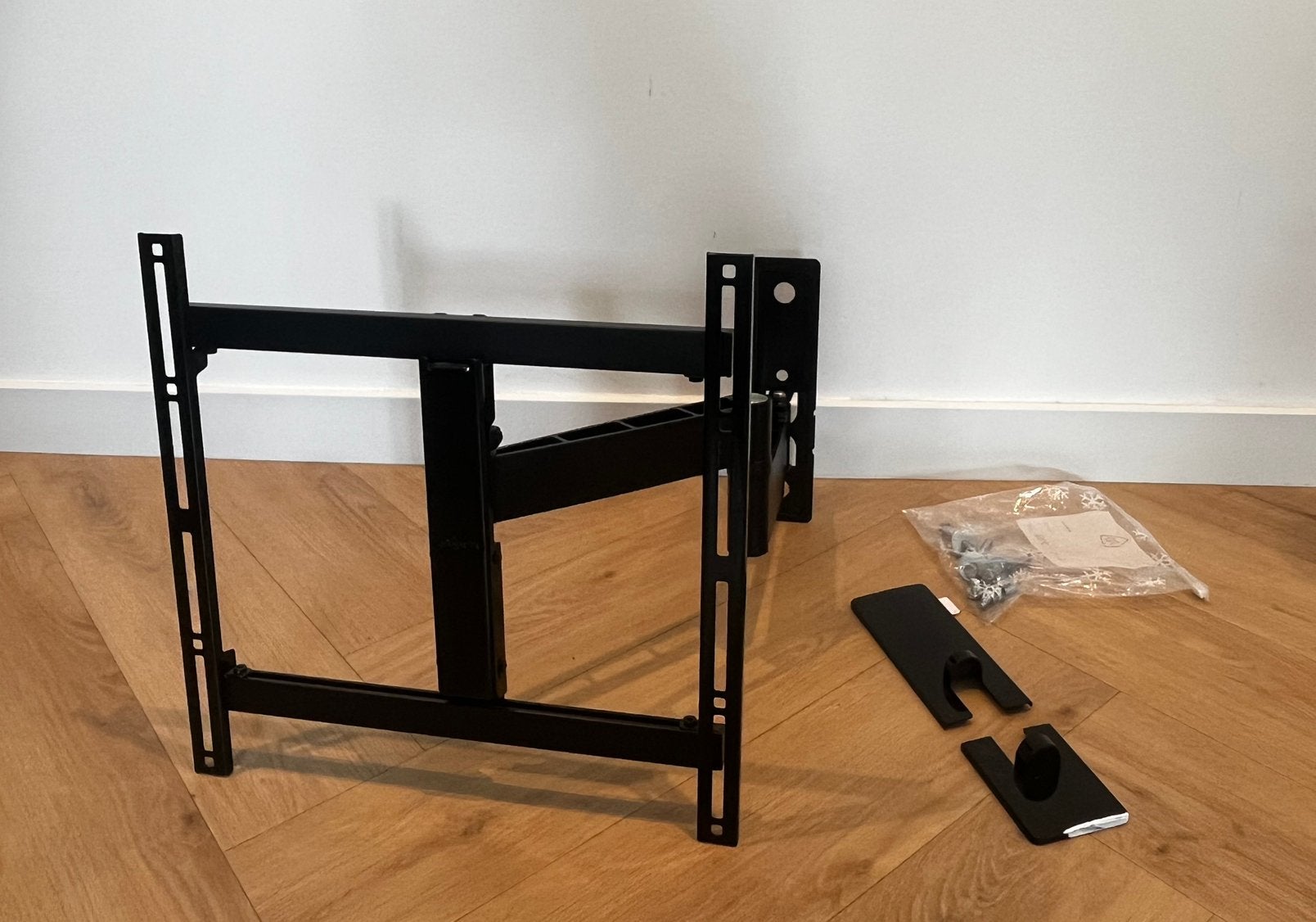 Vogel’s WALL 3245 draaibare TV-beugel 32–55 inch zwart, Ophalen, Zo goed als nieuw