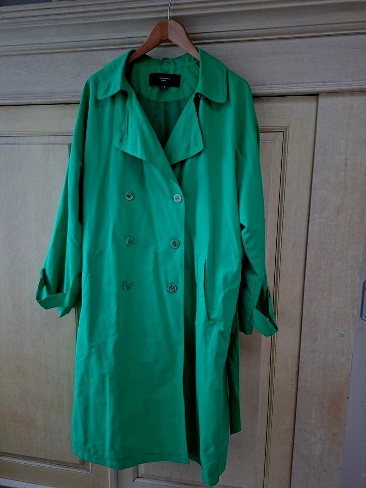 🍏🍏Trenchcoat,  appeltjes groen maat 48 NIEUW 🍏🍏, Vera Moda, Verzenden, Nieuw, Jas of Mantel