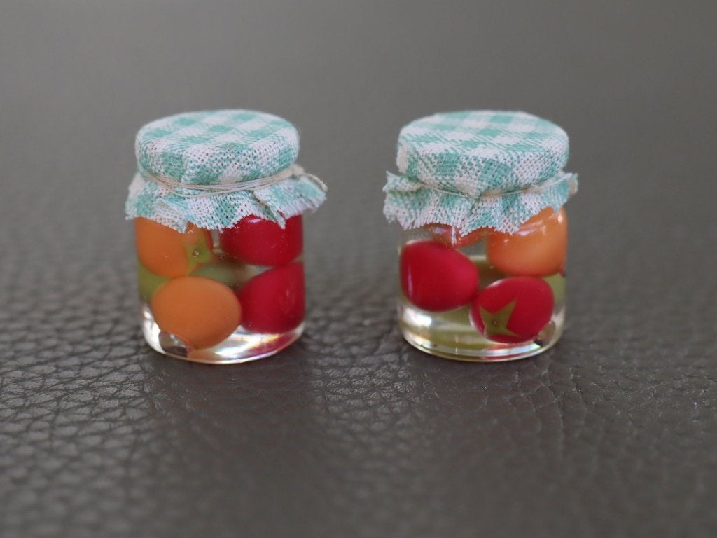 Italiaanse tomaten in olijfolie, rode, oranje en groene., Ophalen of Verzenden, Nieuw, Gebruiksvoorwerp