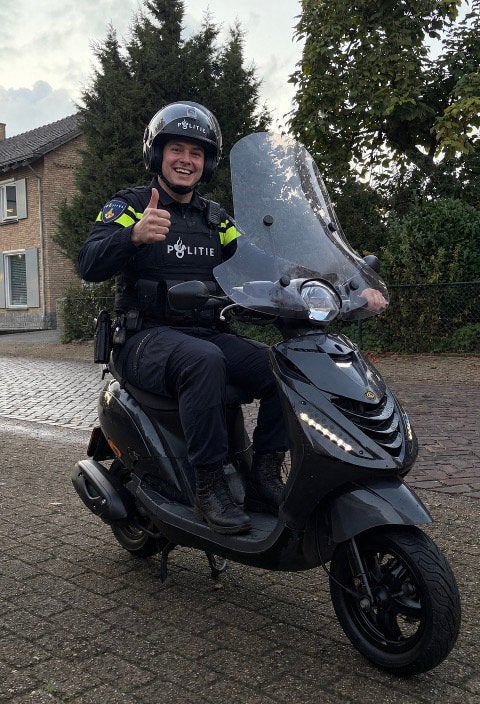 Piaggio Zip iGET 2018- Goed onderhouden scooter, Fietsen en Brommers, Ophalen, Piaggio, Zo goed als nieuw, Benzine