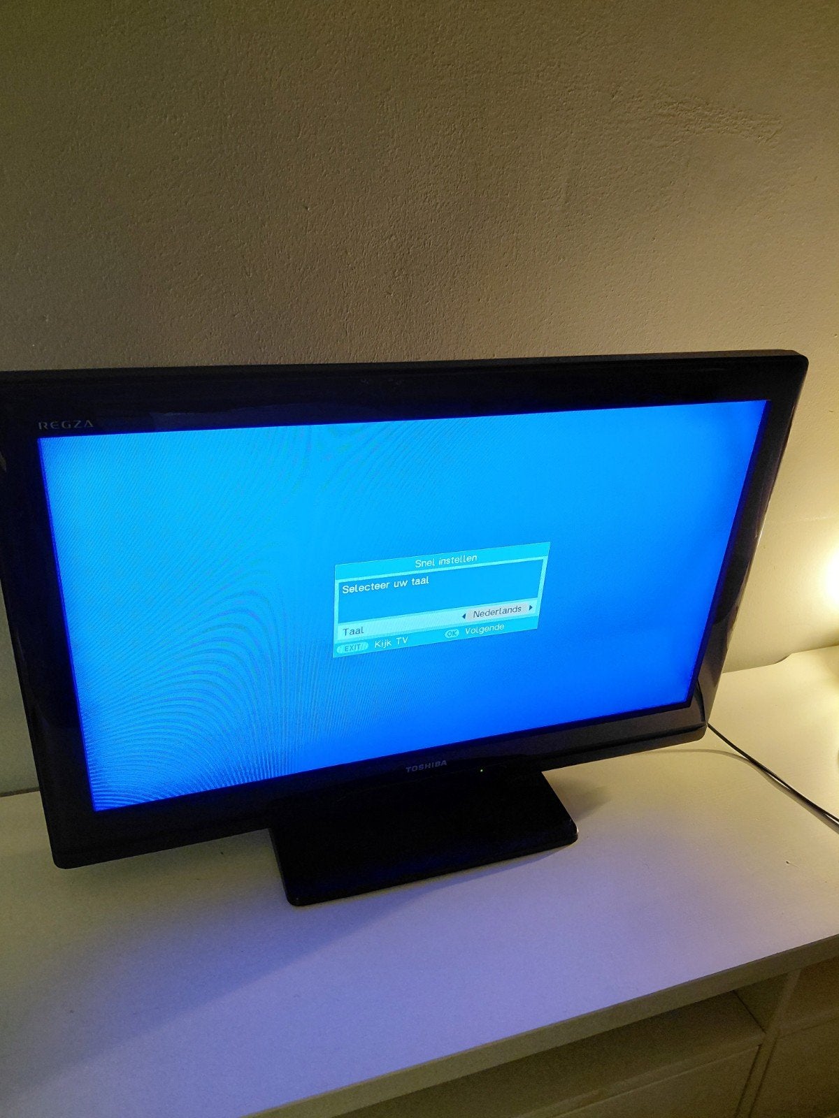 TOSHIBA tv, Ophalen, 50 Hz, LCD, Minder dan 40 cm