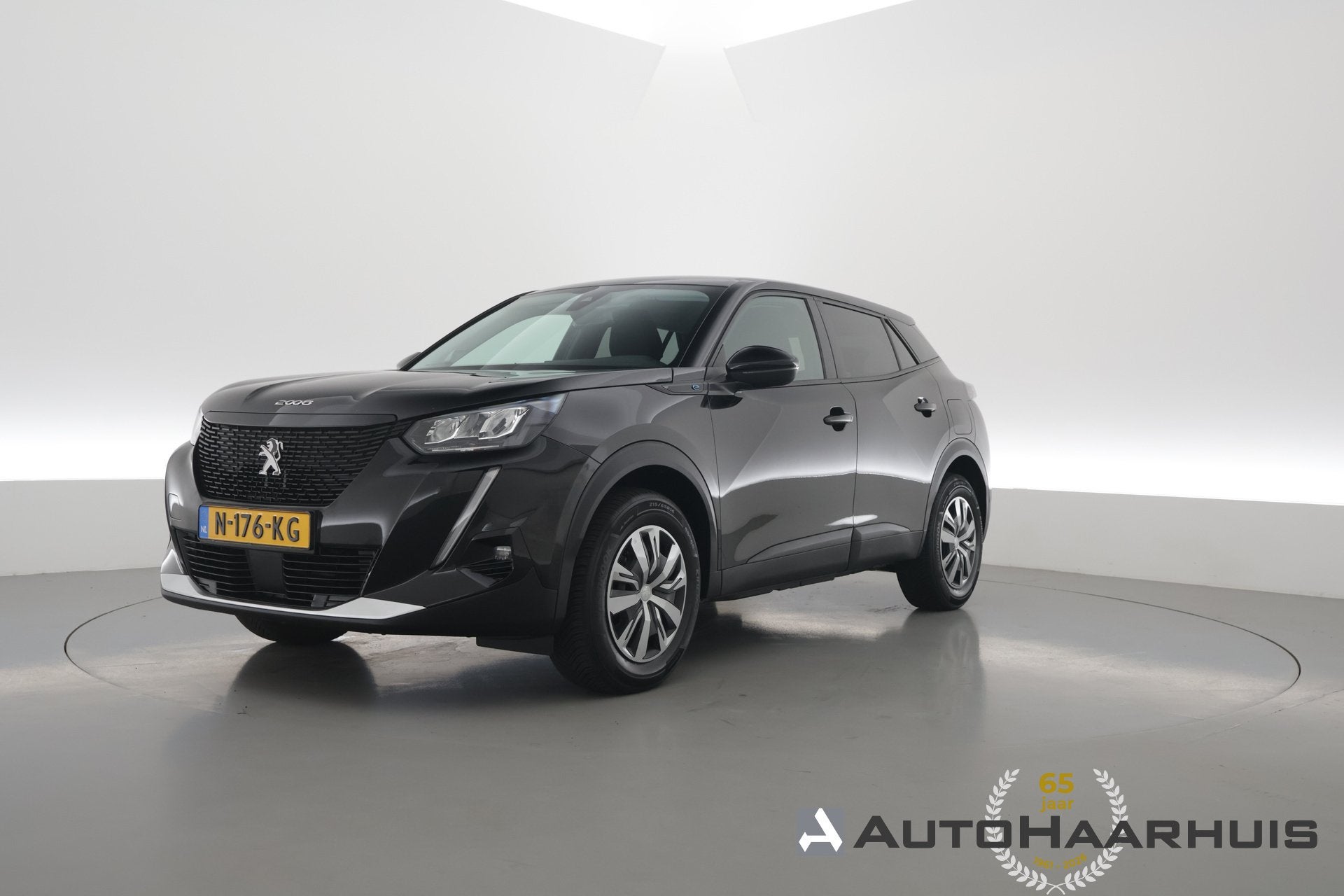 Peugeot e-2008 EV Blue Lease Active 50 kWh | Rijklaar! | Ori, 136 pk, Gebruikt, 24 min, Zwart