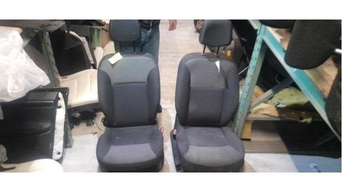 Stoel links van een Renault Kangoo, Auto-onderdelen, Interieur en Bekleding, Gebruikt, -, Renault, -