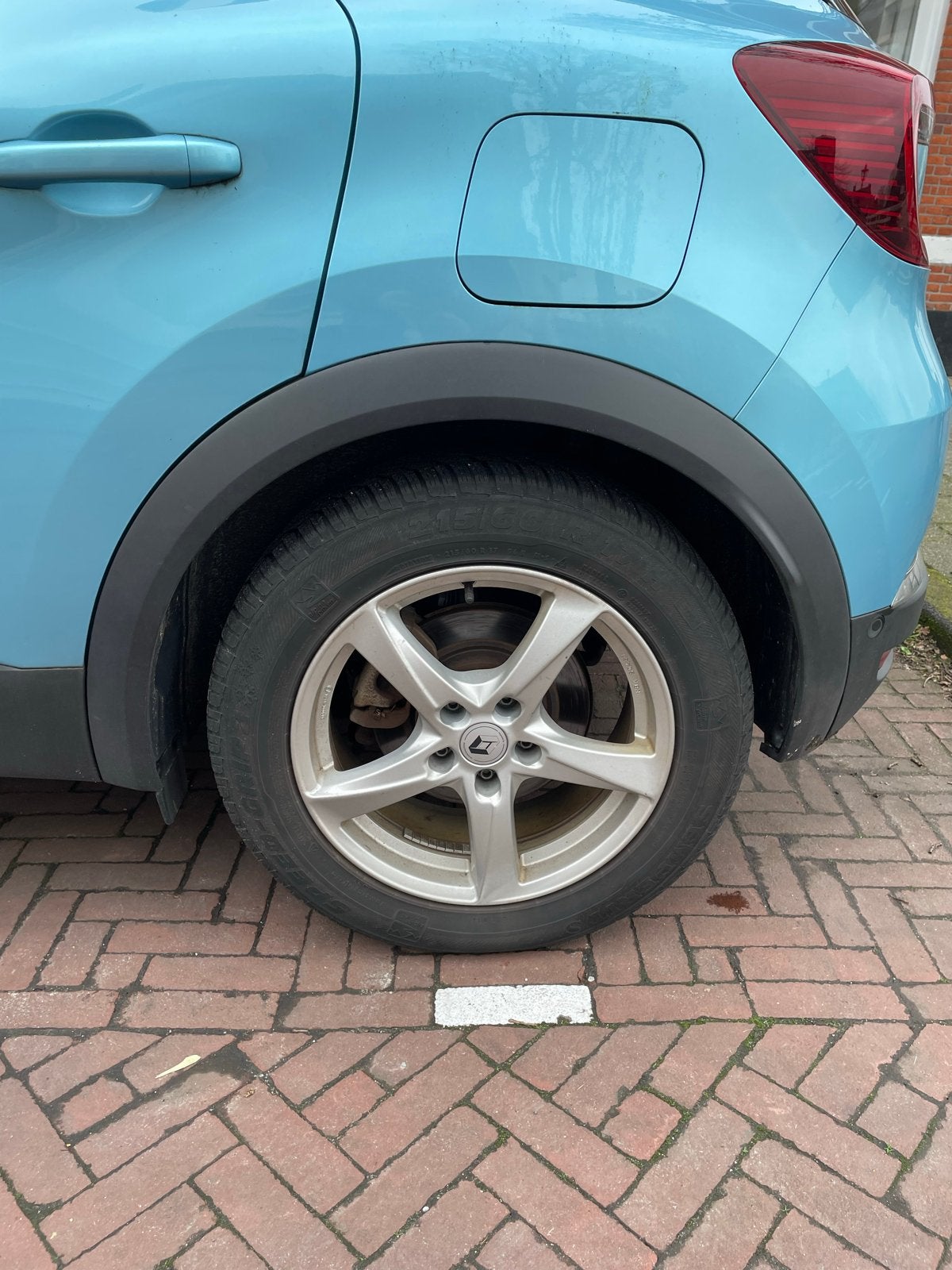 Winterbanden met velgen - 215/60 R17, Ophalen, Gebruikt