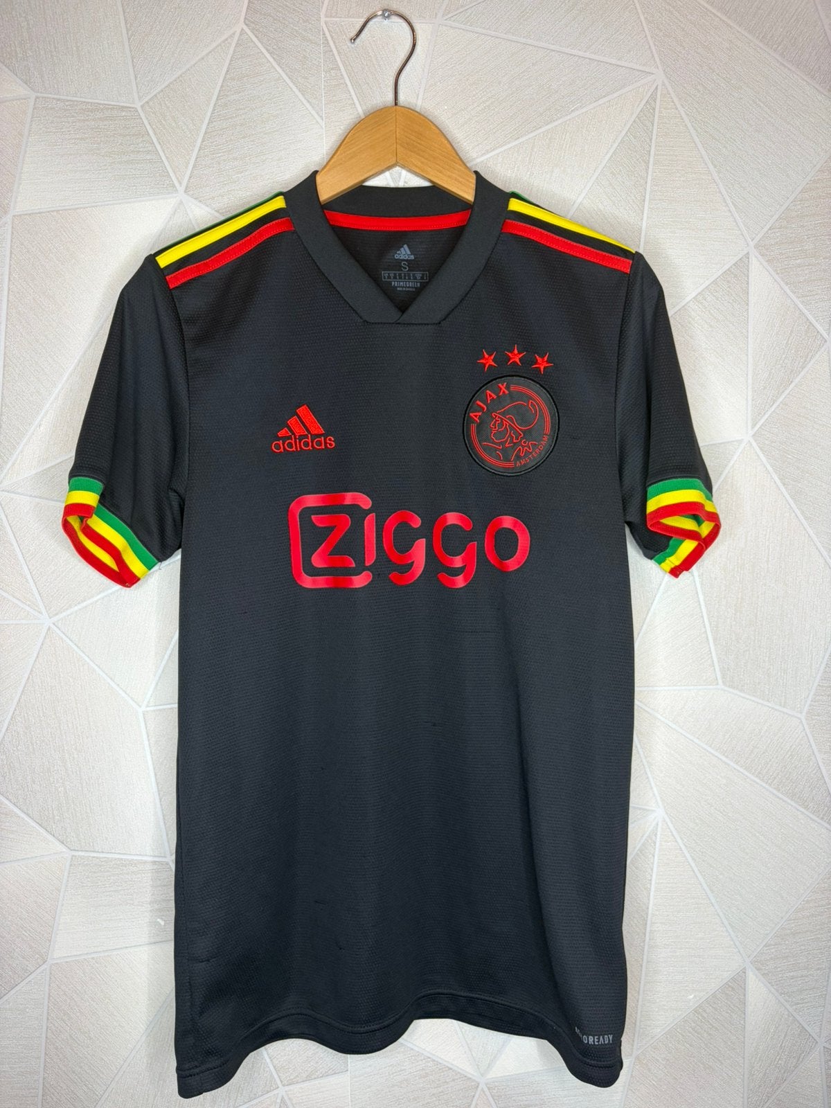 Ajax 3de 2021/2022 Bob Marley, Sport en Fitness, Voetbal, Zo goed als nieuw, Shirt, Maat S, Ophalen of Verzenden